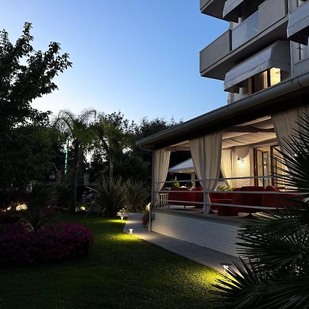 Park Hotel Giusy Camaiore Bagian luar foto